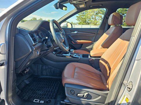 Used 2022 Audi Q5 2.0T Premium AWD/4WD image 11