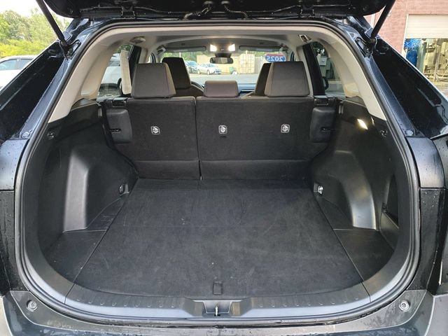 Used 2025 Toyota RAV4 LE FWD image 23