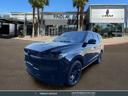 Used 2025 Lincoln Navigator Reserve w/ Jet Appearance Package