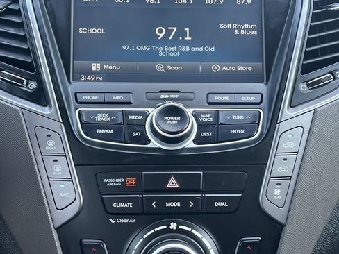 Used 2015 Hyundai Santa Fe Limited w/ Option Group 04 FWD image 20