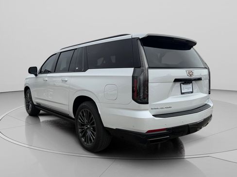 Used 2025 Cadillac Escalade ESV Sport Platinum w/ LPO, Floor Liner Package image 3