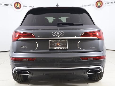 Used 2024 Audi Q5 2.0T Premium w/ Convenience Package image 46