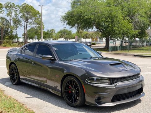 Used 2017 Dodge Charger R/T Scat Pack image 7