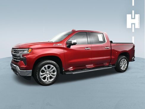 Used 2023 Chevrolet Silverado 1500 LTZ AWD/4WD image 3