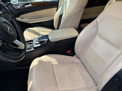 Used 2019 Mercedes-Benz GLS 550 4MATIC w/ Driver Assistance Package image 12