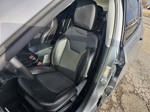 Used 2021 Jeep Compass Latitude image 18