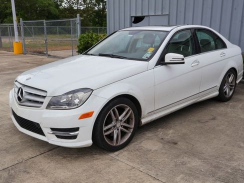 Used 2013 Mercedes-Benz C 250 Sedan image 1