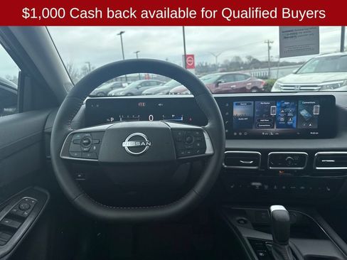 New 2026 Nissan Sentra SR w/ SR Premium Package FWD image 22