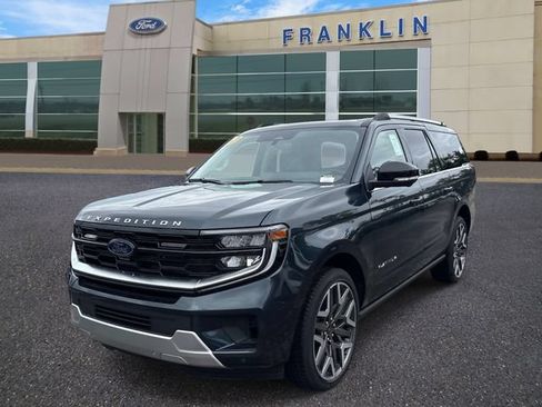 New 2026 Ford Expedition Max Platinum w/ Platinum Ultimate Package AWD/4WD image 3