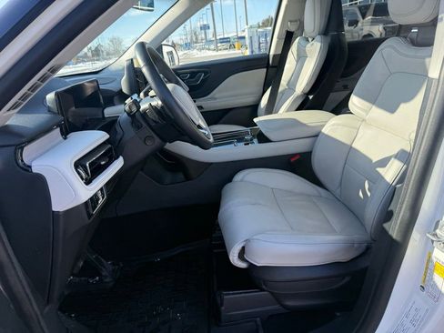 Used 2025 Lincoln Aviator Reserve w/ Equipment Group 201A image 22