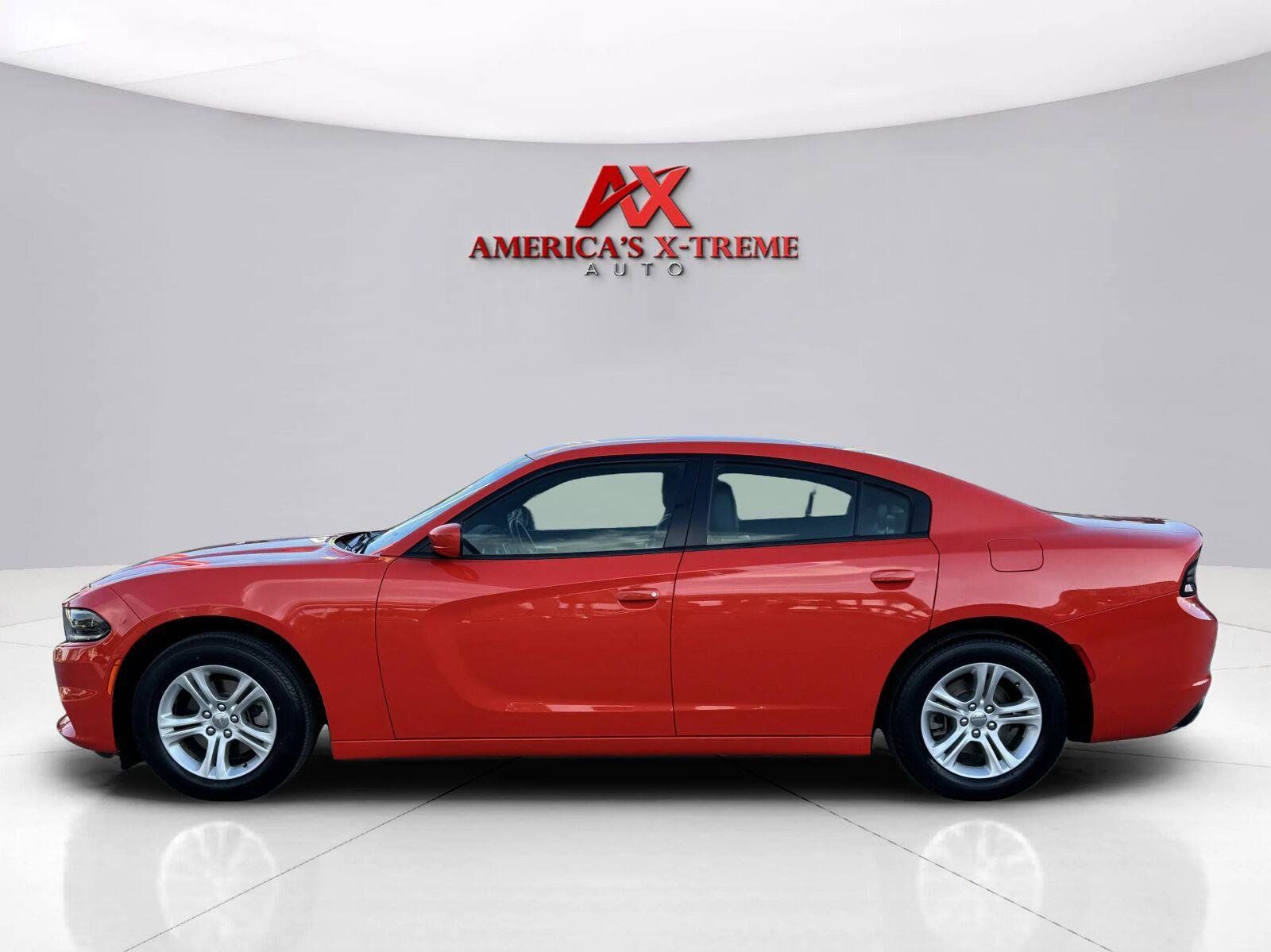 Used 2021 Dodge Charger SXT w/ Leather Interior Group RWD image 2
