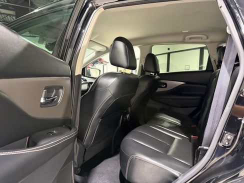 Used 2022 Nissan Murano SV w/ SV Midnight Edition Package FWD image 13