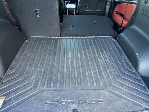 Certified 2023 Kia Sportage SX image 12