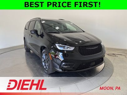 New 2026 Chrysler Pacifica Limited