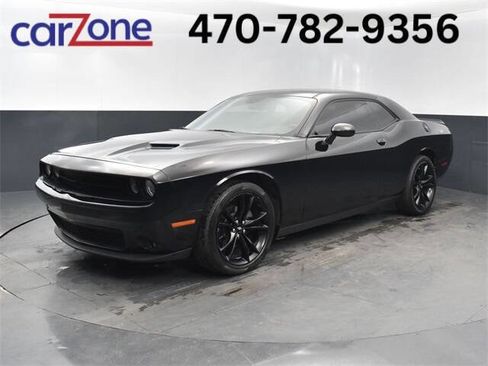 Used 2017 Dodge Challenger SXT w/ Blacktop Package image 1