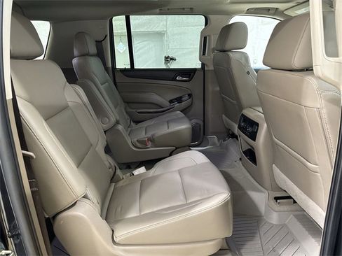 Certified 2020 GMC Yukon XL SLT w/ Open Road Package image 28