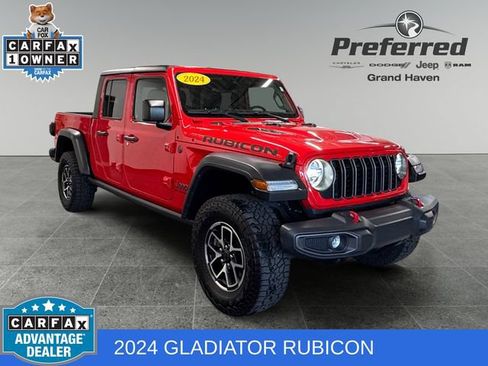 Used 2024 Jeep Gladiator Rubicon w/ Convenience Group AWD/4WD image 1