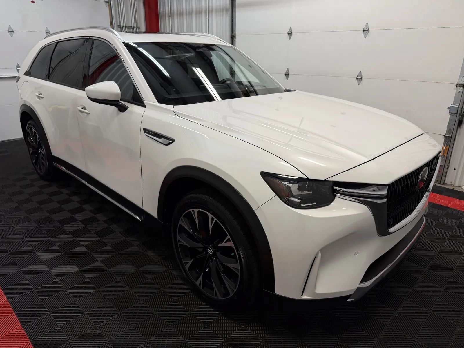 Used 2024 MAZDA CX-90 Plug-In Hybrid w/ Premium Plus AWD/4WD image 5
