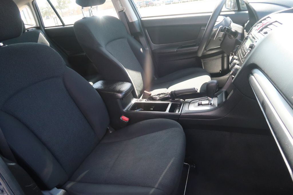Used 2012 Subaru Impreza 2.0i Premium w/ All-Weather Pkg AWD/4WD image 9