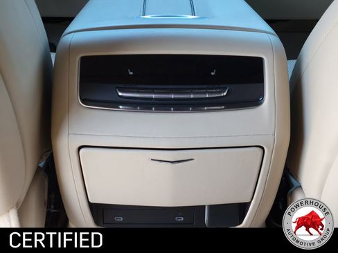 Used 2022 Cadillac Escalade Premium Luxury image 19