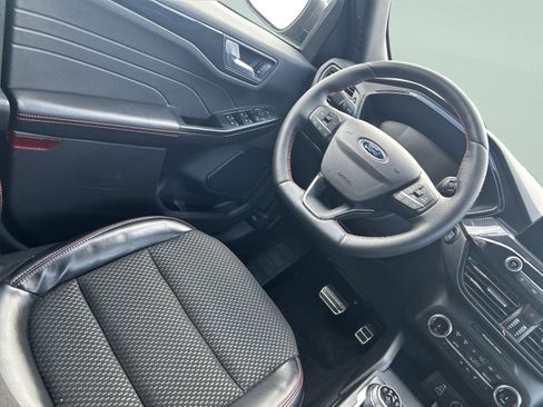 Used 2024 Ford Escape ST-Line image 39