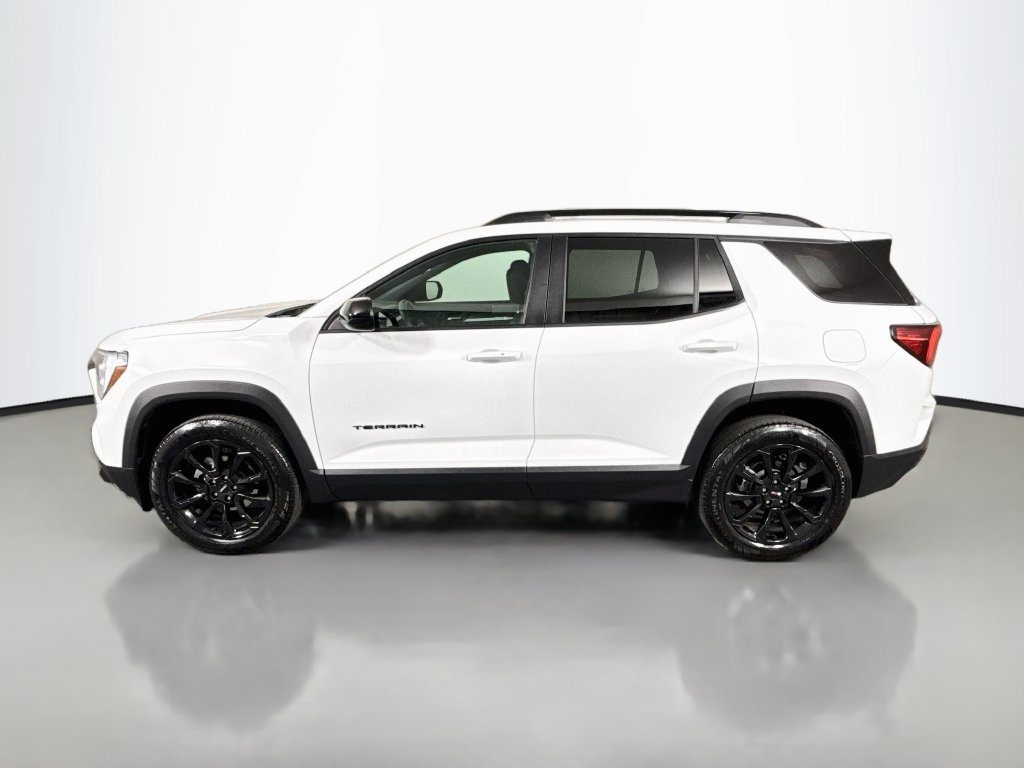 Used 2025 GMC Terrain Elevation w/ Black Edition AWD/4WD image 4