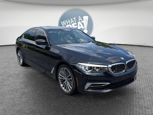 Used 2020 BMW 530i xDrive w/ Premium Package AWD/4WD image 1