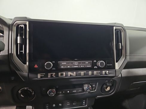 New 2026 Nissan Frontier SV w/ All-Weather Content Package AWD/4WD image 18