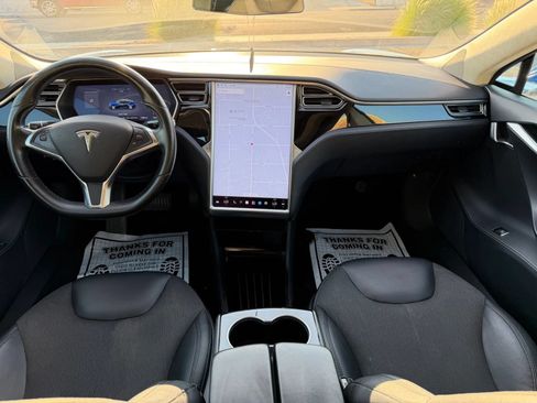 Used 2016 Tesla Model S 70 RWD image 19
