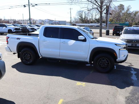 Used 2023 Nissan Frontier PRO-4X w/ Pro-4X Premium Package image 11