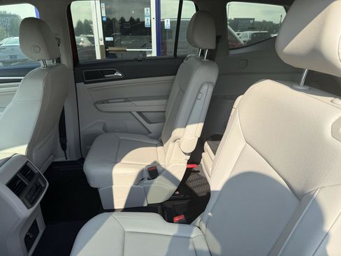 Used 2019 Volkswagen Atlas SE w/ Panoramic Sunroof Package AWD/4WD image 12