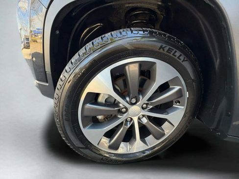 Used 2022 Jeep Cherokee Limited w/ Elite Package image 55