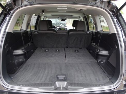 Used 2022 Honda Pilot Black Edition image 40