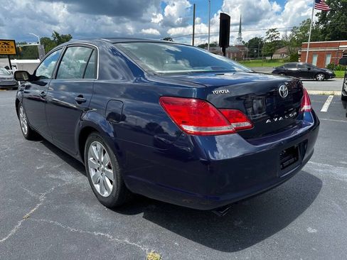 Used 2006 Toyota Avalon XLS FWD image 5