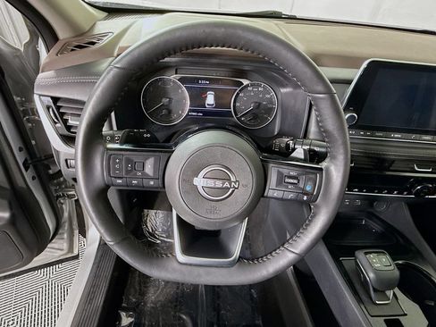 Used 2023 Nissan Rogue SV w/ SV Premium Package AWD/4WD image 21