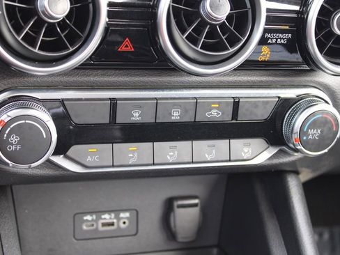 Used 2022 Nissan Sentra SV image 36