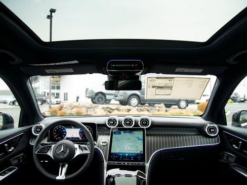 New 2026 Mercedes-Benz GLC 300 4MATIC image 16