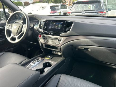 Used 2024 Honda Passport EX-L image 31