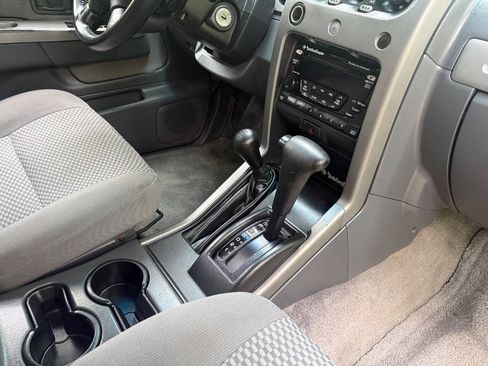 Used 2002 Nissan Frontier SE AWD/4WD image 81