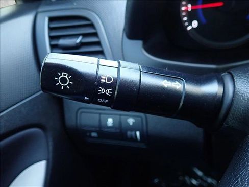 Used 2017 Hyundai Accent SE image 16