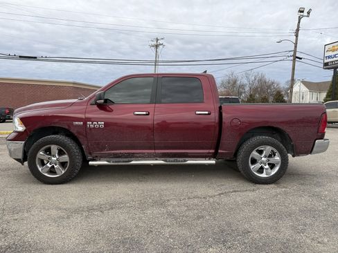 Used 2018 RAM 1500 Big Horn image 3