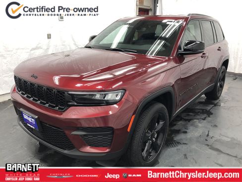 Certified 2023 Jeep Grand Cherokee Altitude image 1