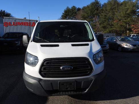 Used 2015 Ford Transit 250 130 Low Roof image 5