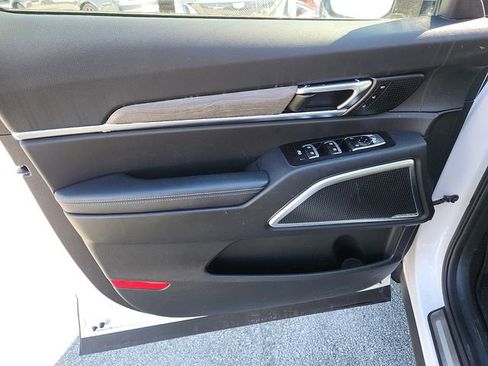 Used 2022 Kia Telluride SX w/ SX Prestige Package image 12