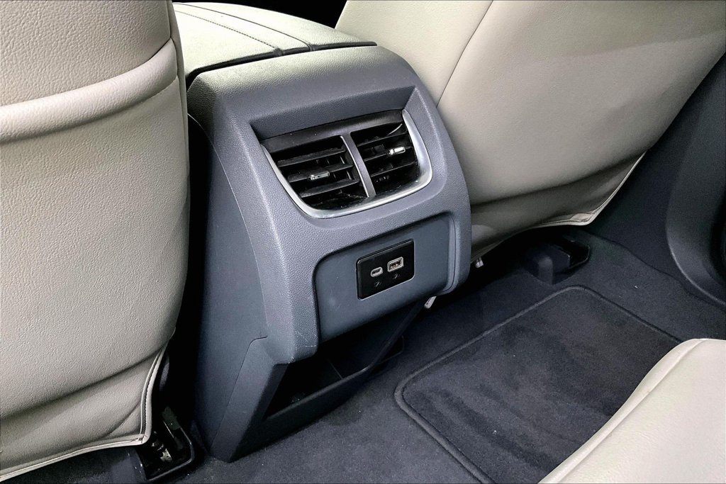 Used 2020 Chevrolet Blazer LT FWD image 28