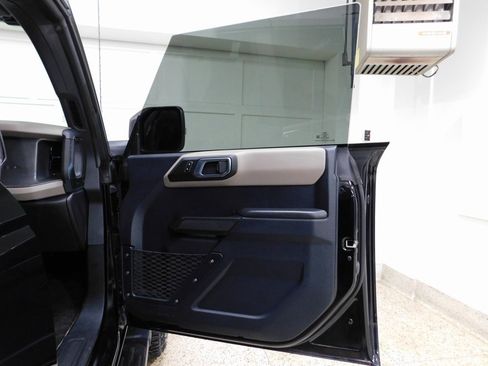 Used 2024 Ford Bronco Wildtrak image 89