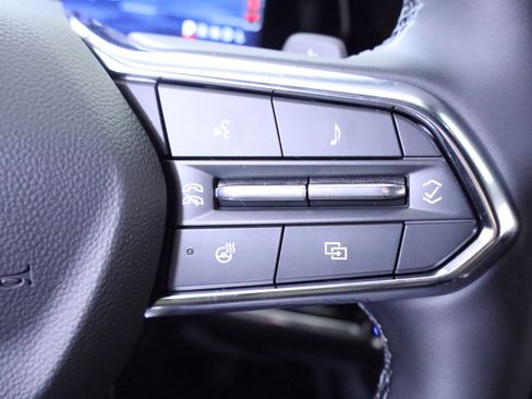 New 2026 Chevrolet Equinox LT w/ Convenience Package II FWD image 29