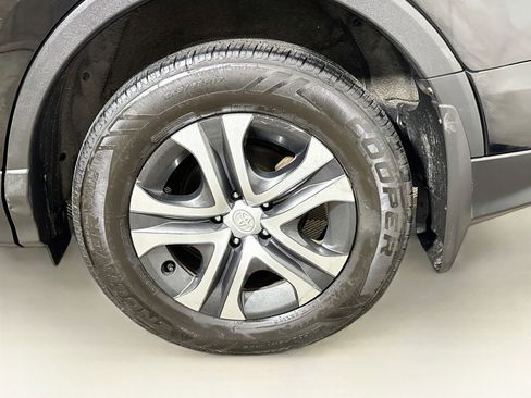 Used 2018 Toyota RAV4 LE w/ All Weather Liner Package AWD/4WD image 27
