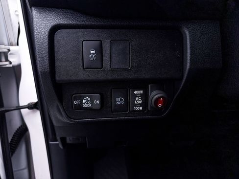 Used 2021 Toyota Tacoma TRD Sport w/ Technology Package RWD image 19