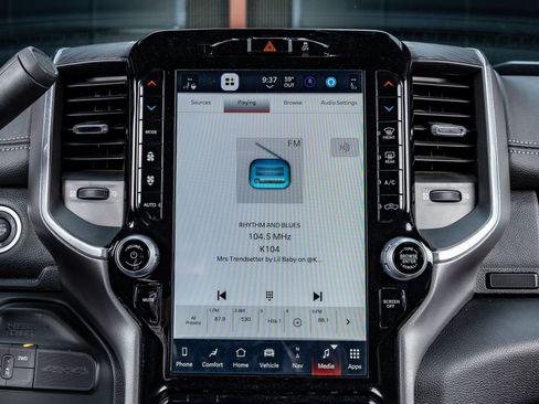 Used 2024 RAM 3500 Laramie w/ Night Edition image 23